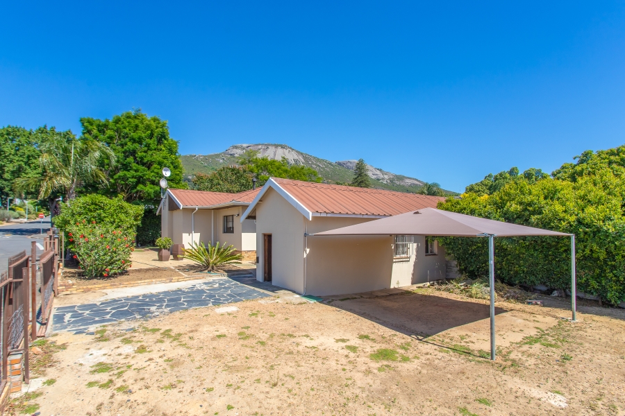 To Let 3 Bedroom Property for Rent in Vrykyk Western Cape